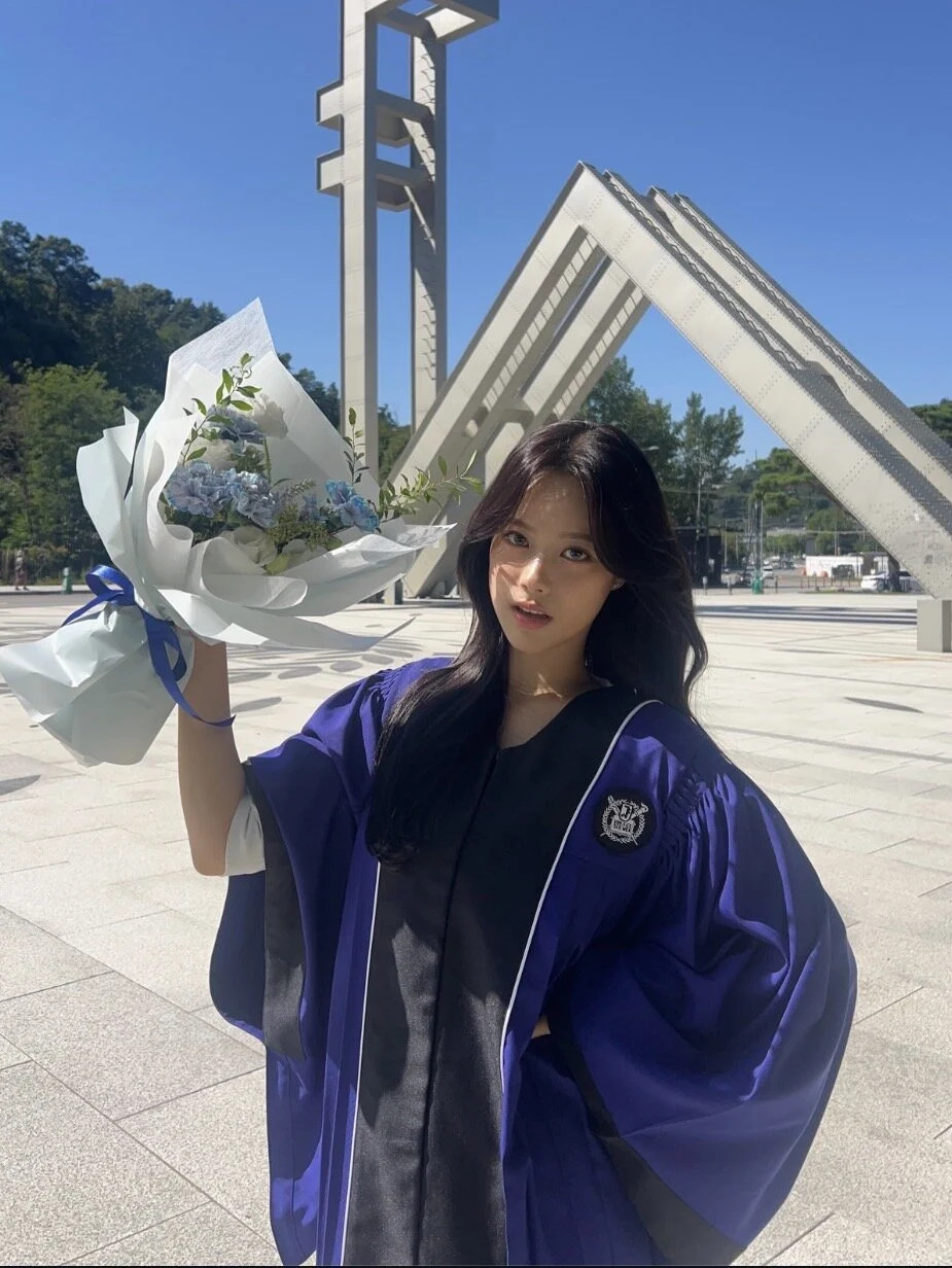 1783236910_1.jpg